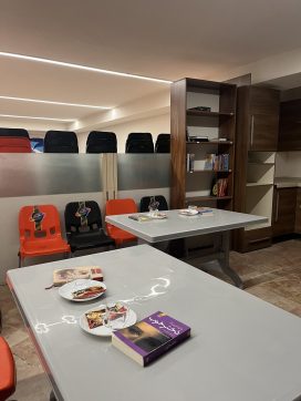 سالن غذاخوری